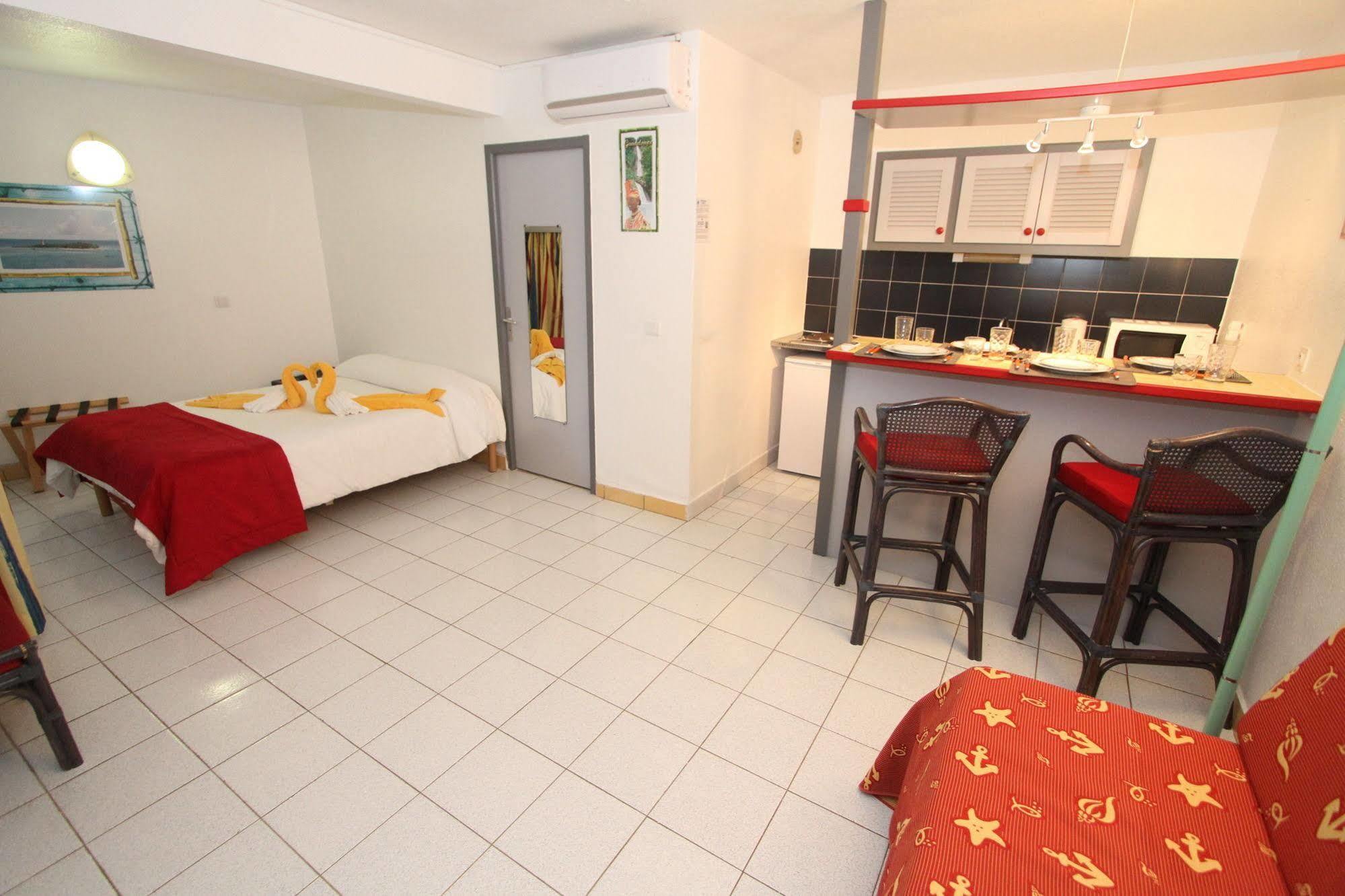 Hotel La Maison Creole Le Gosier  Ngoại thất bức ảnh